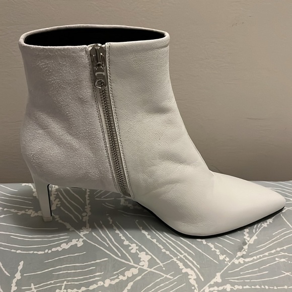 Never been worn, Rag & Bone Beha boot in white - Picture 8 of 10